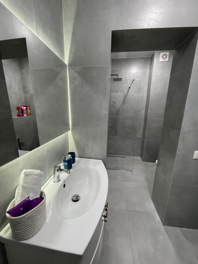 Lovely Apartment Tiranë Eksteriør bilde